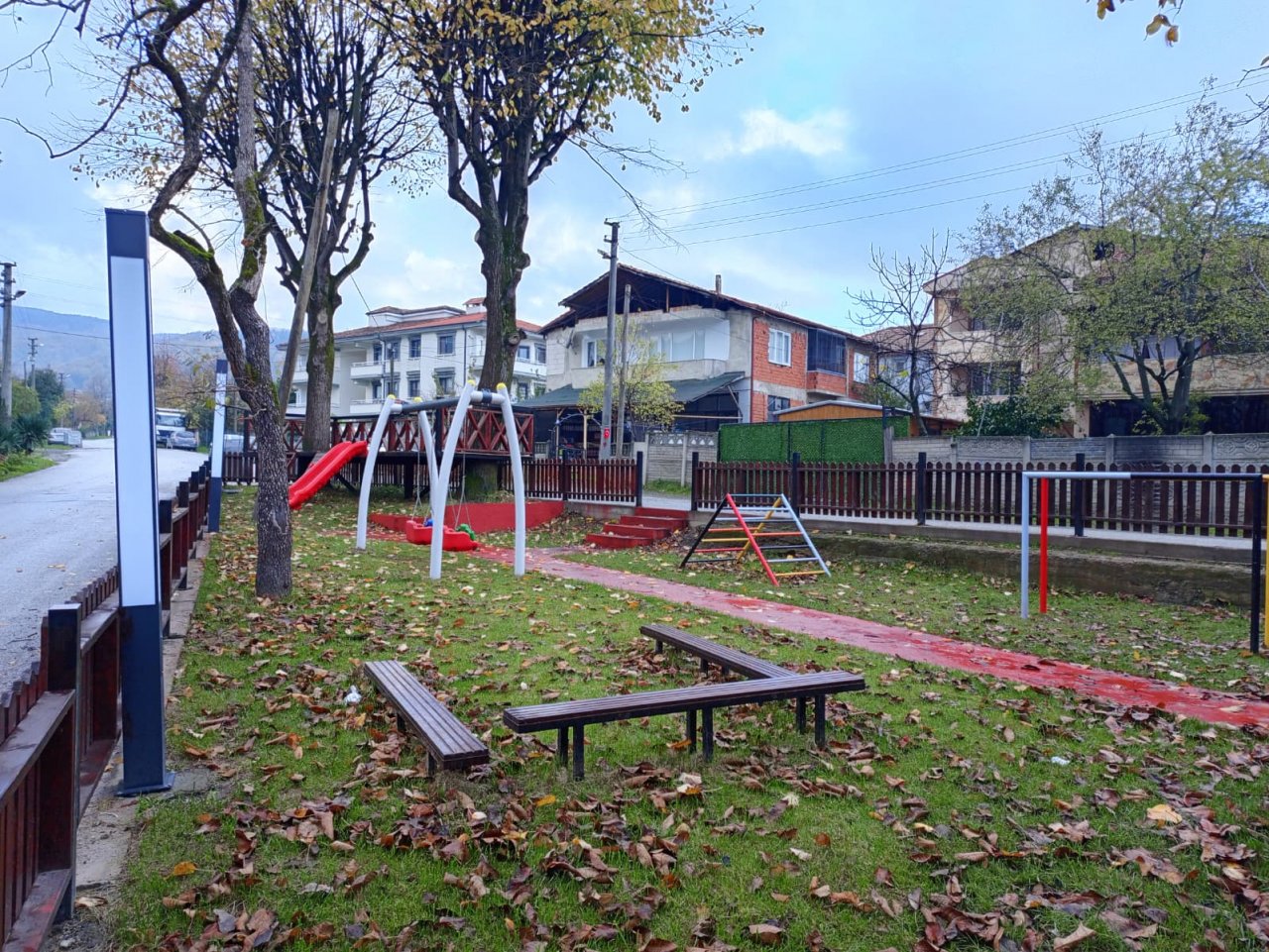 Gazipaşa Mahallesi Park 4