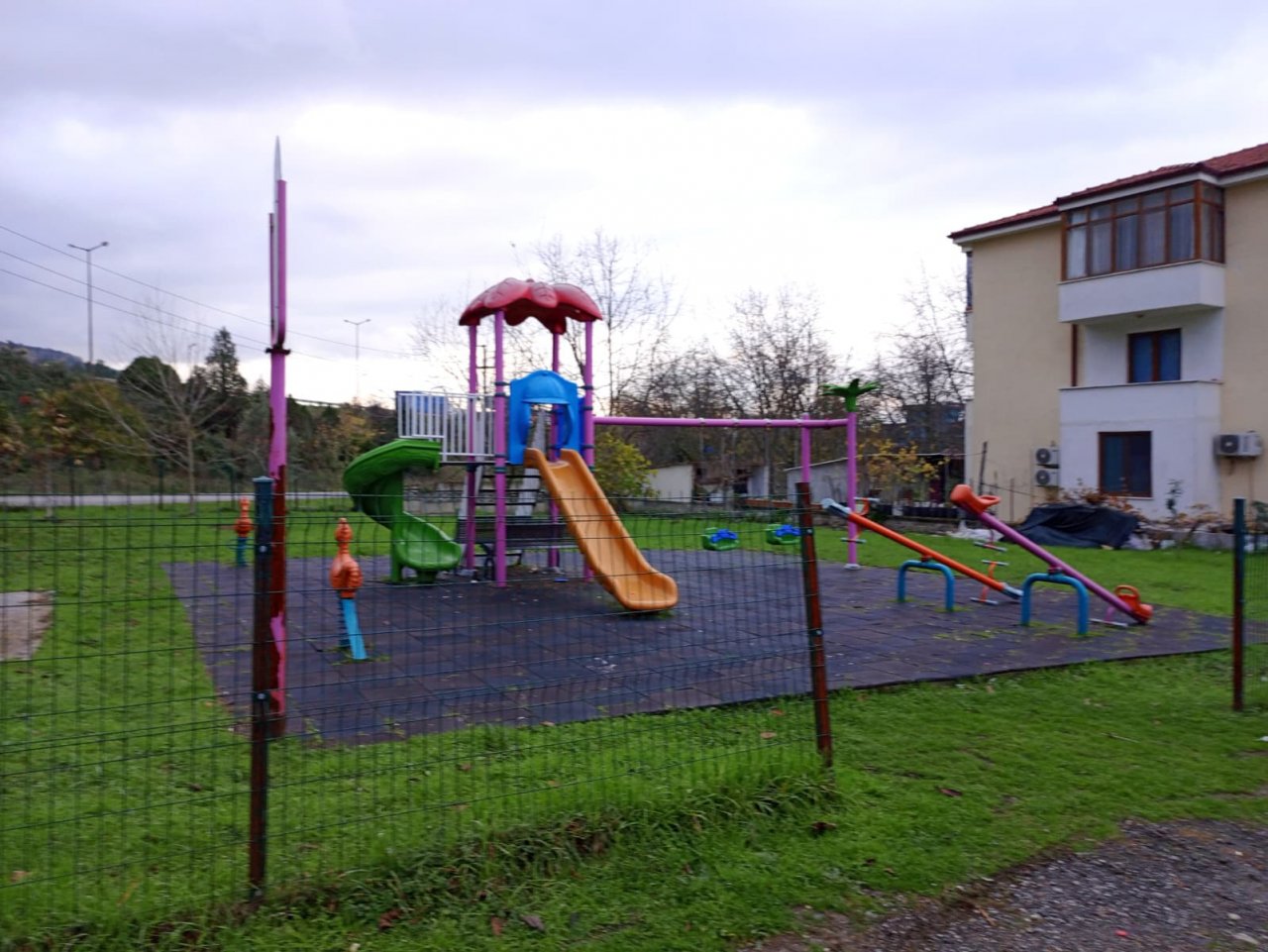 Güldibi Mahallesi Park 1