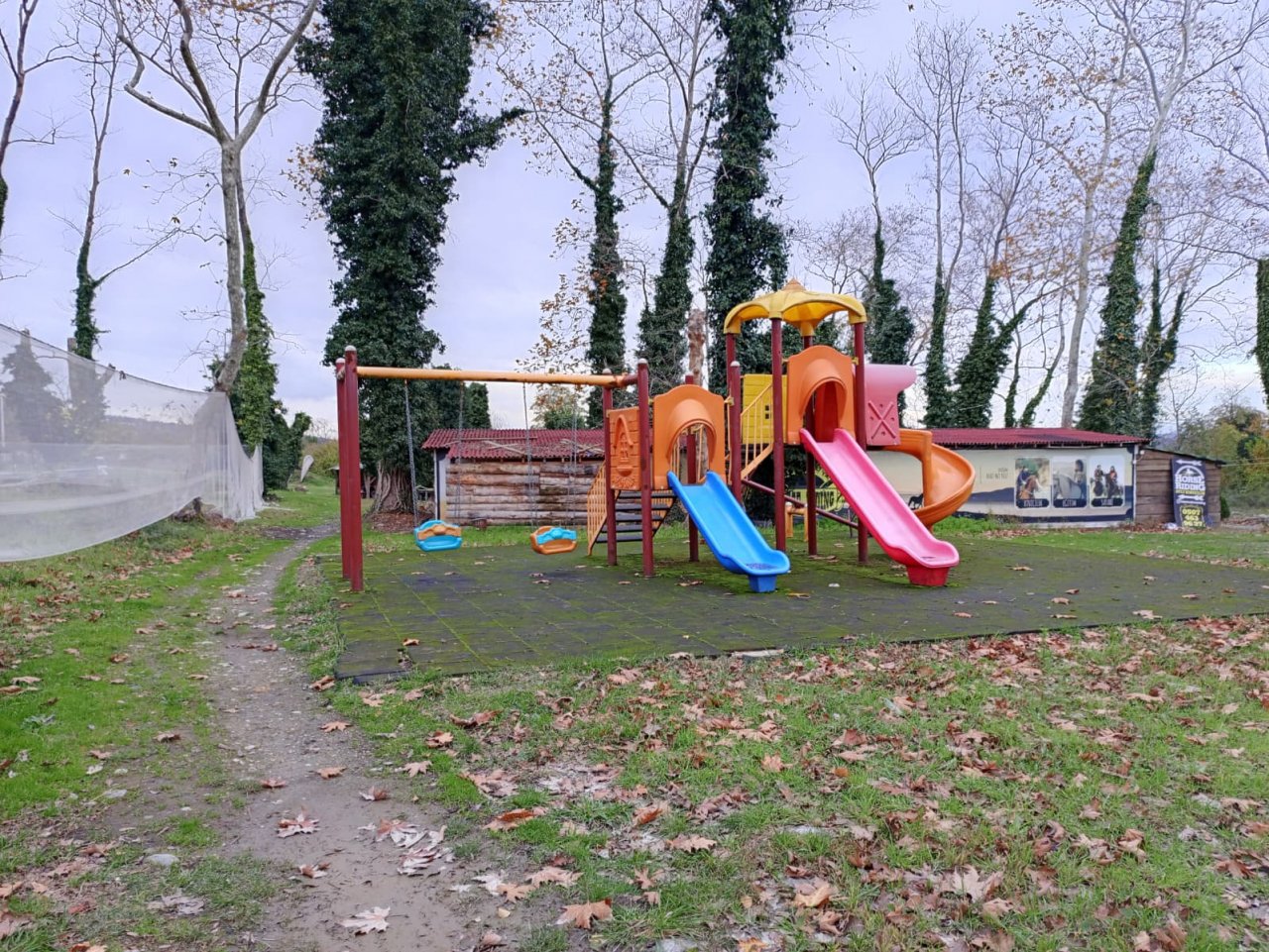 Yanık Mahallesi Park 1