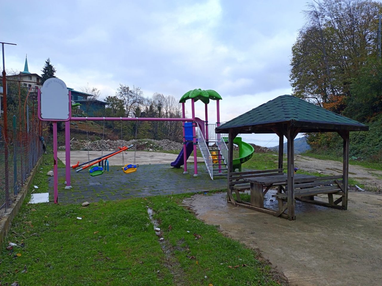 Kurtköy Dibektaş Mahallesi Park