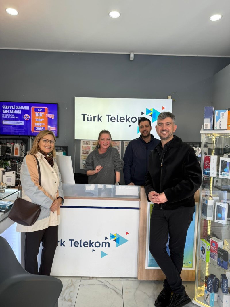 Başkan Şahin, Kadir Gecesi’nde Esnaf ve Vatandaşlarla Buluştu