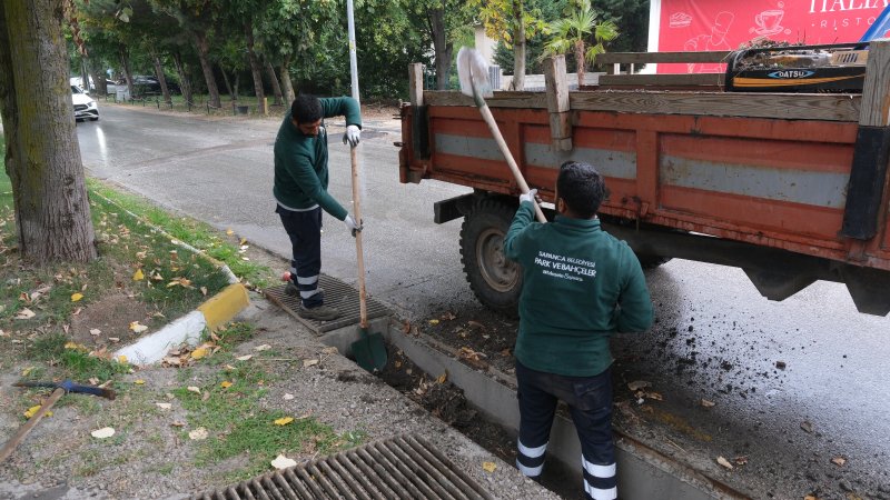 Sapanca Belediyesi’nden Eş Zamanlı Temizlik ve Bakım Çalışmaları