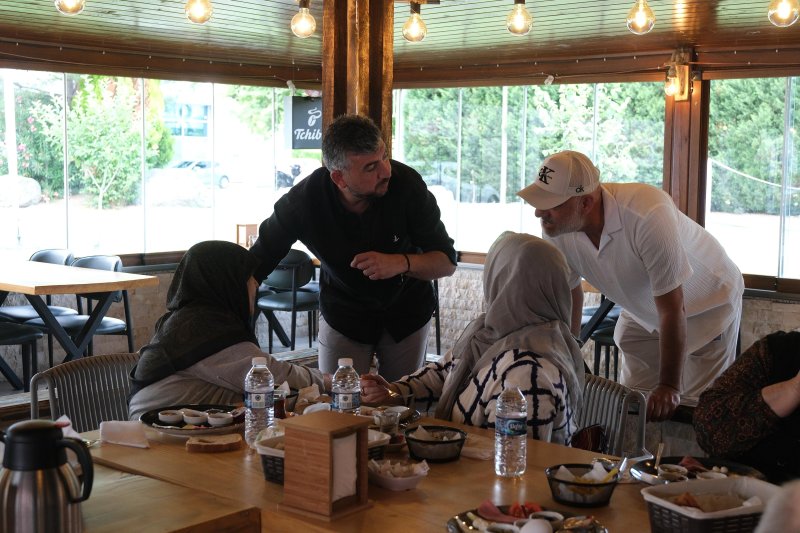 Sapanca Belediyesi’nden Yaşlılarla Anlamlı Buluşma